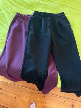 Old Navy Straight Leg Pants in Black and Plum